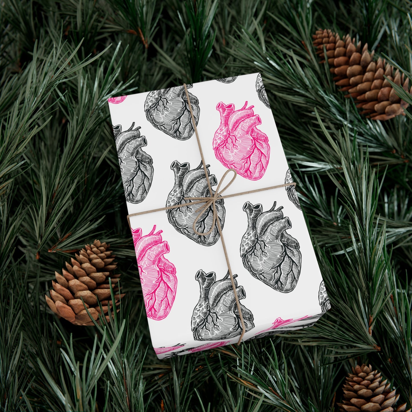ANATOMICAL HEART PATTERN WRAPPING PAPER