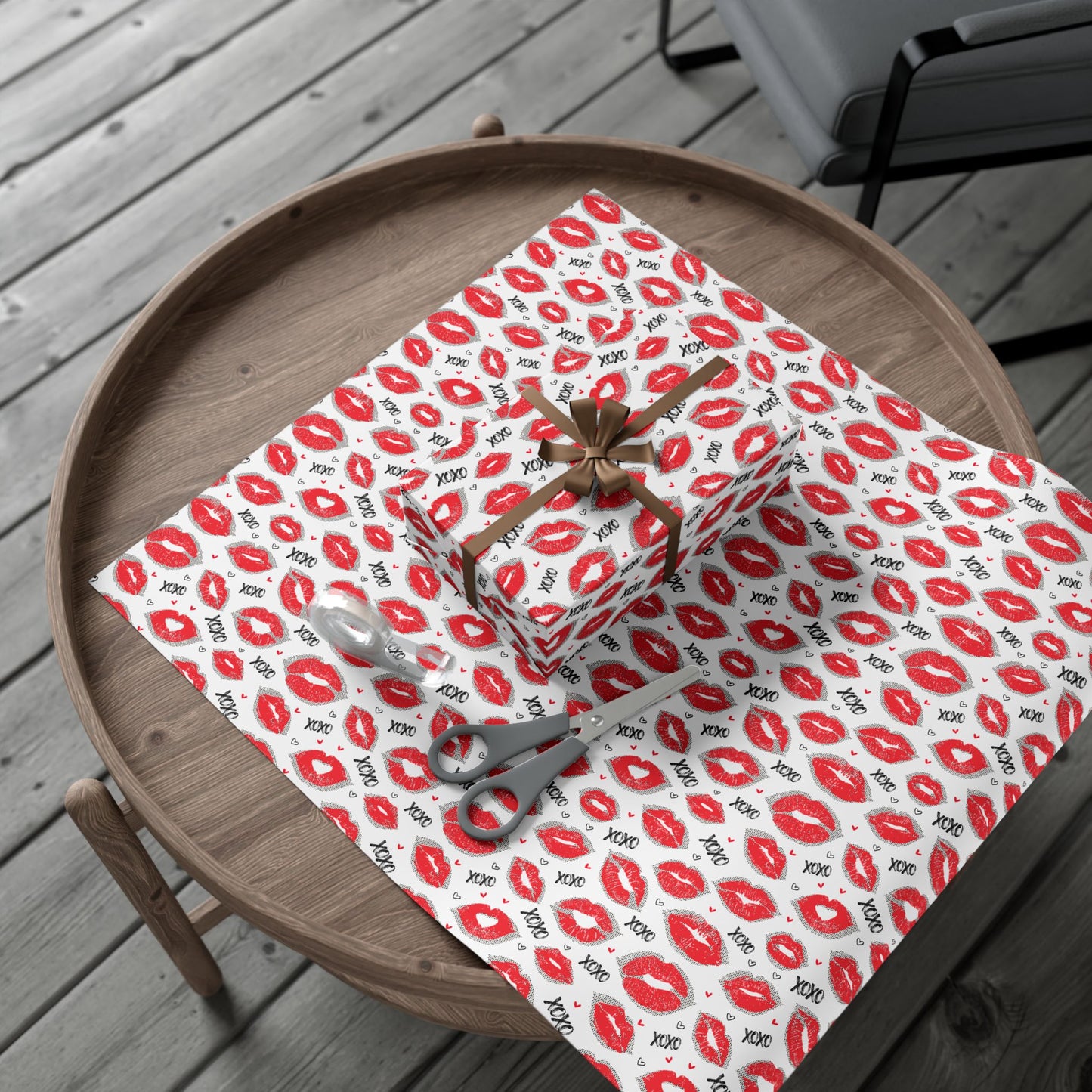 Kiss XOXO Pattern Wrapping Paper - Valentine Gift Wrap